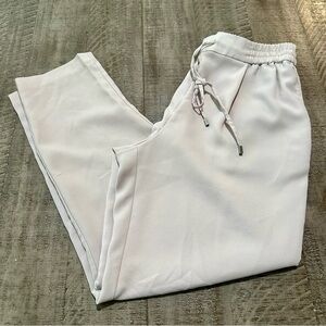 Zara Women’s pants size small beige